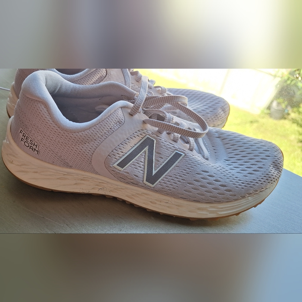 New Balance Women's Light Gray Athletic Shoes
